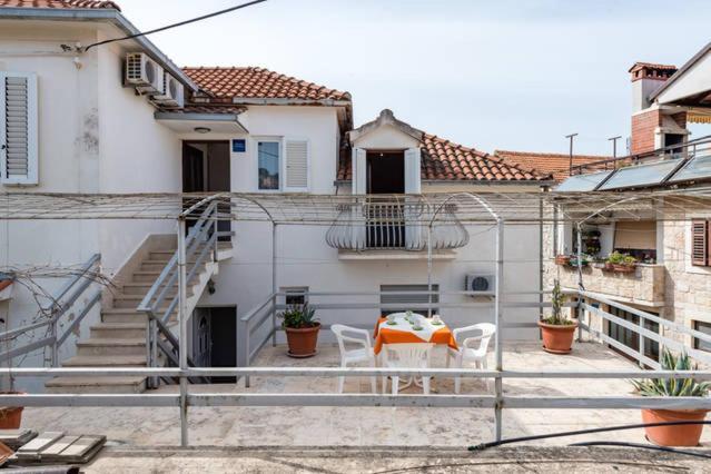 Apartments Lima Lazaneo Jelsa  Dış mekan fotoğraf
